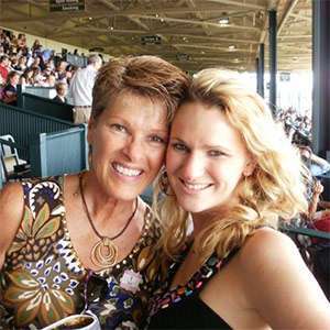 Daughter was inspired by her mom to pursue jewelry making while she fought pancreatic cancer