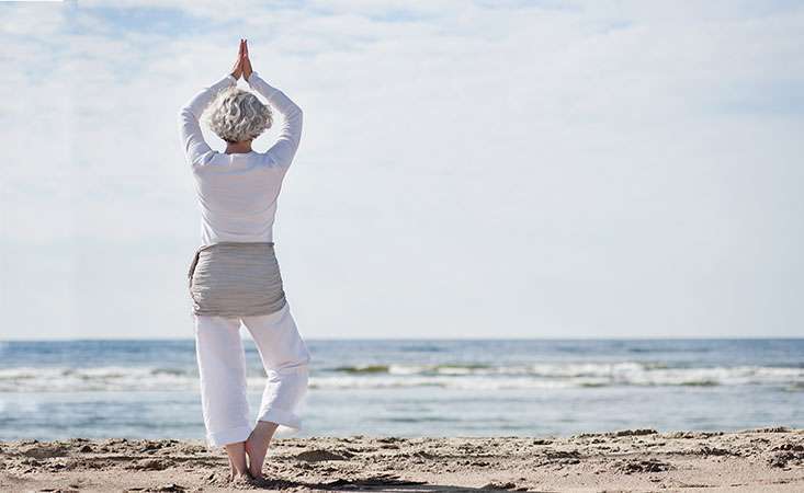 Pancreatic cancer patient soothes digestive issues with a yoga workout