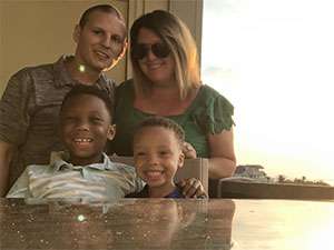 Pancreatic cancer patient in his 30s takes an island vacation with his wife and kids 