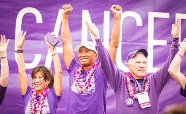 Feature image Pancreatic cancer survivors at PurpleStride