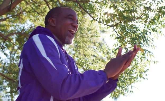 Feature image American Airlines executive, whose sister died of pancreatic cancer, advocates for the cause