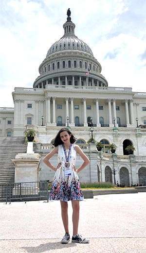 Teen volunteer at PanCAN’s Pancreatic Cancer Advocacy Day on Capitol Hill in D.C.