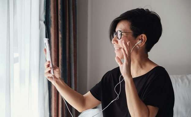 Feature image Pancreatic cancer patient practices social distancing during coronavirus (COVID-19) pandemic