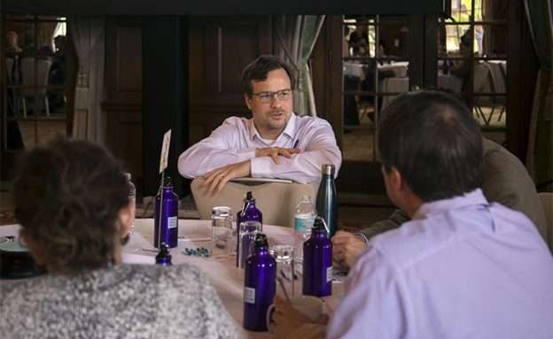 Feature image Pancreatic cancer researcher volunteers to fight against coronavirus disease (COVID-19)