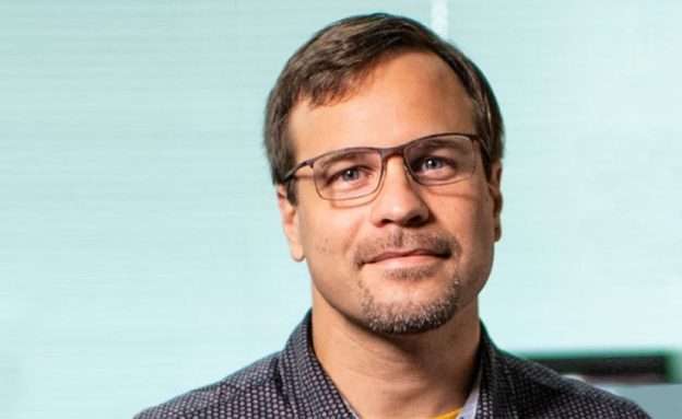 Feature image Pancreatic cancer researcher studies treatment options