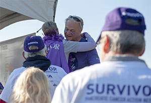 Husband who lost his wife to pancreatic cancer speaks at PanCAN’s PurpleStride Iowa 2019