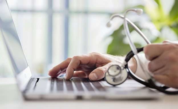 Feature image Pancreatic cancer expert doctor attends virtual gastrointestinal cancers symposium