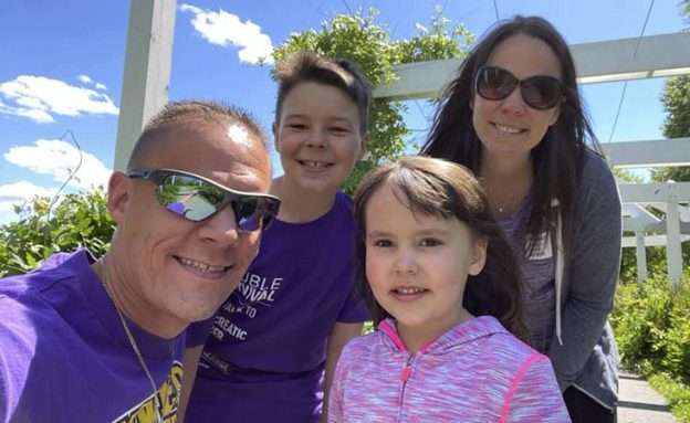 Feature image PanCAN volunteer Dan LaMagna of Scranton, Penn., and family