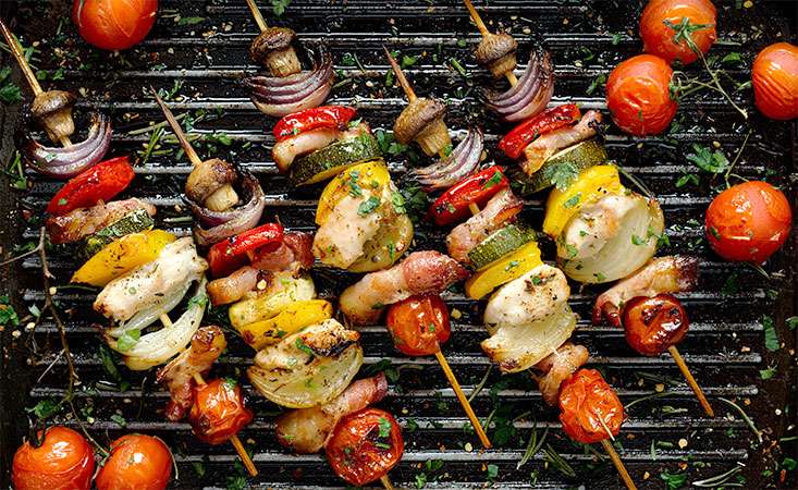 Grilling skewers of vegetables does not produce carcinogens – cancer-causing substances – as opposed to grilling meats
