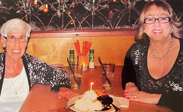 Feature image Phyllis Bolotin and Leslie Gaynor of Florida